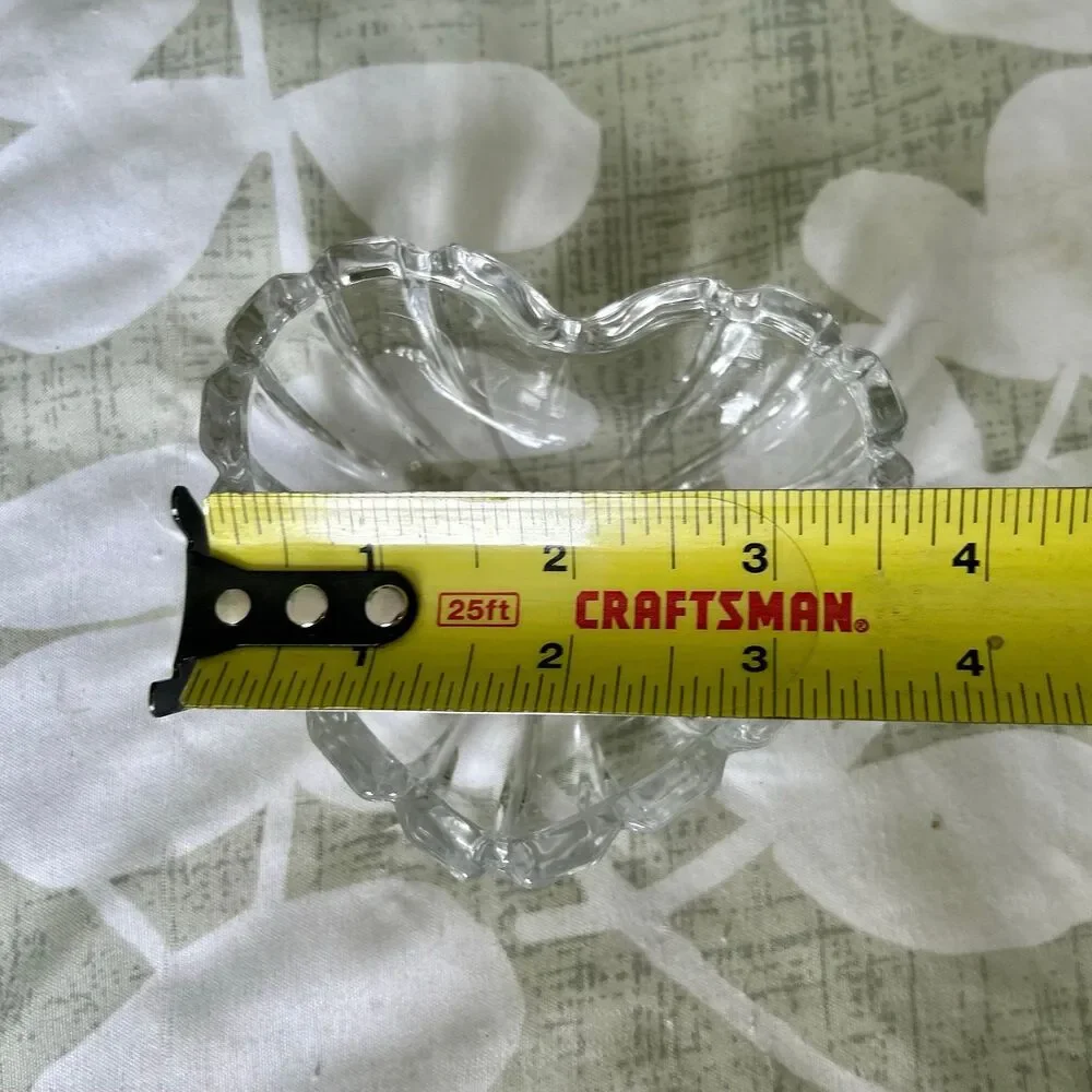 VTG Dainty Shiny Glass Heart Trinket Dish Mikasa Elegant Display - Picture 6 of 7
